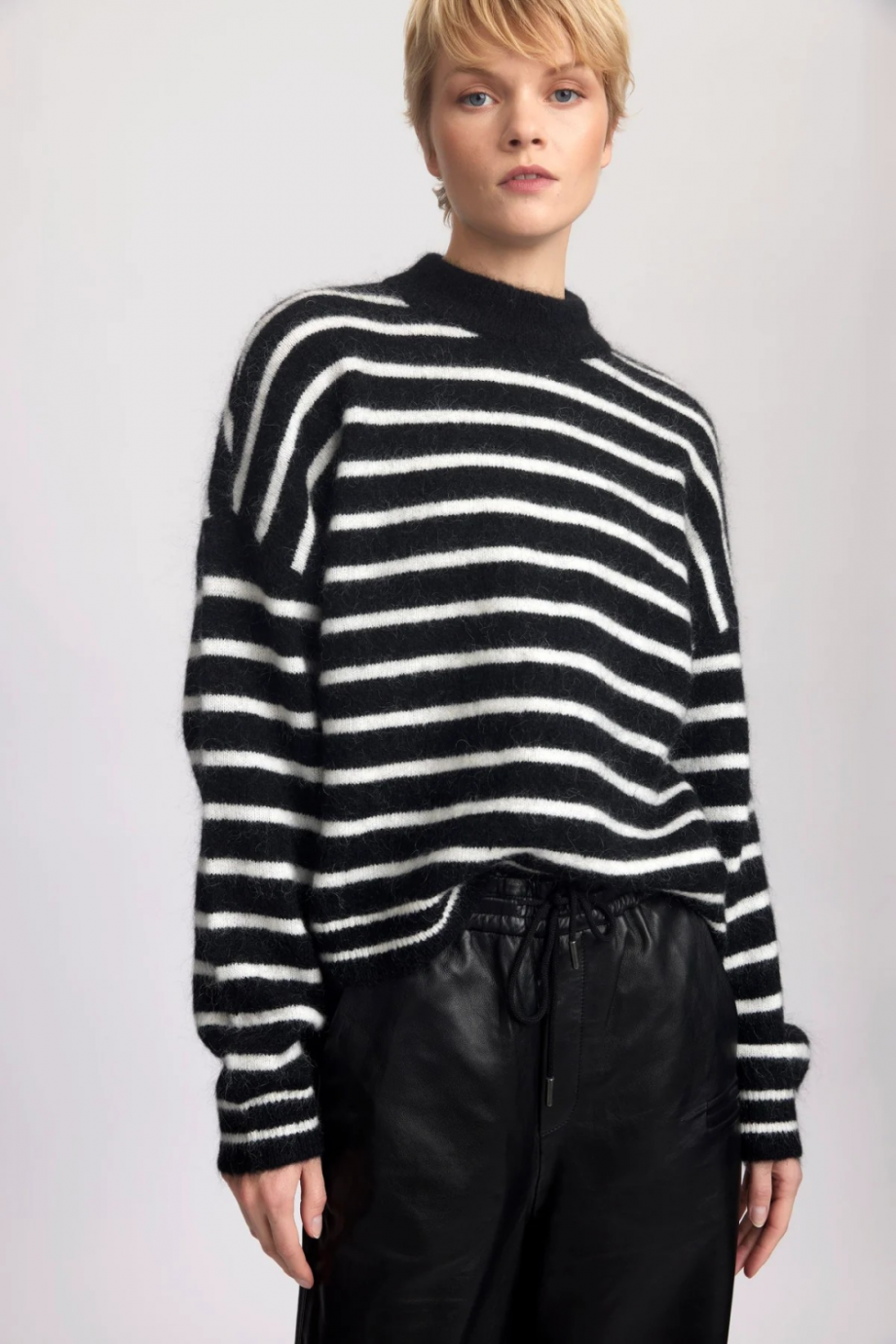 Debbie pullover - Black/white stripe