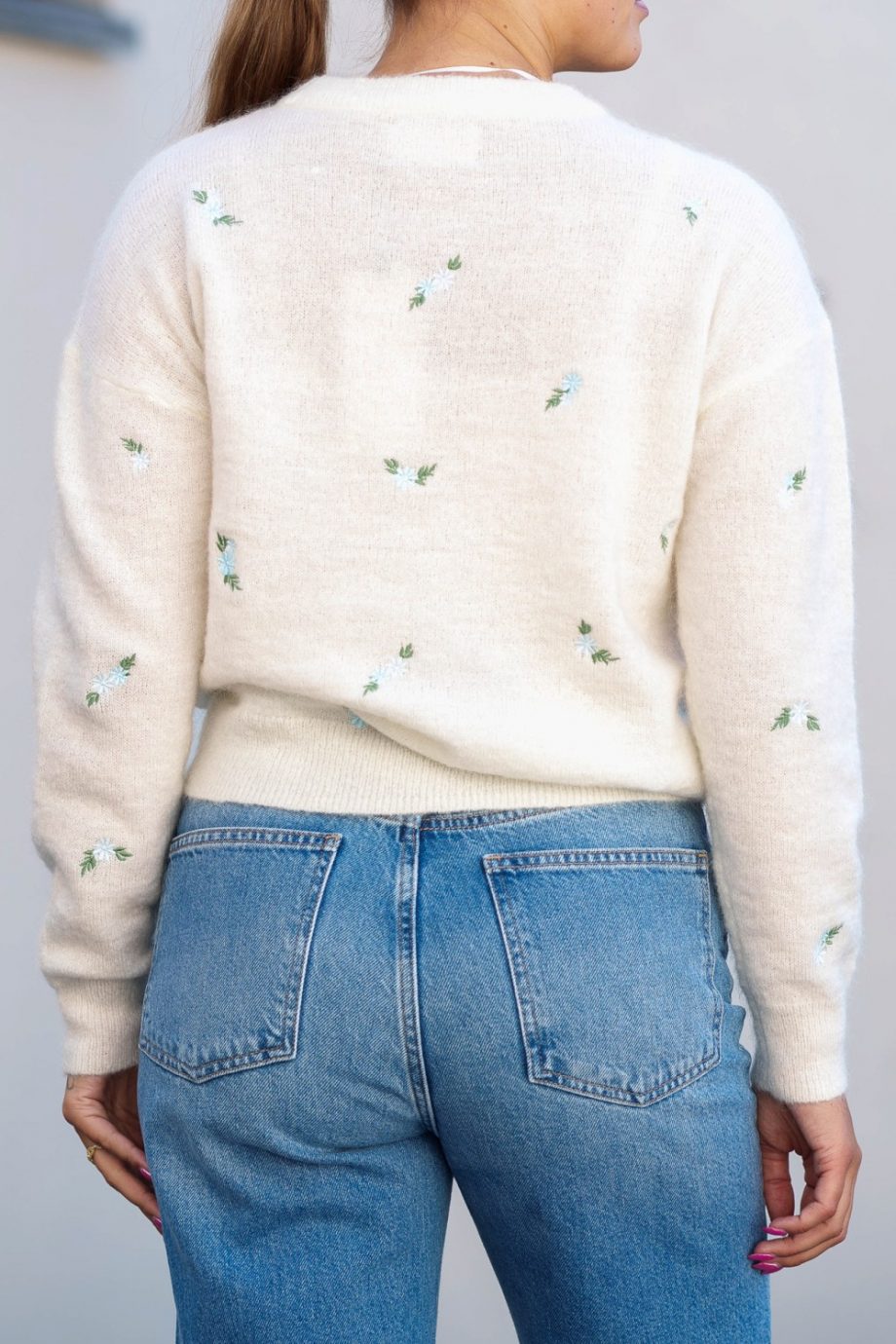 Amalie pullover EMB - Egret/flower